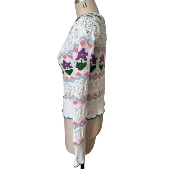 Women's V-Neck Pastel Flower Knit White Cardigan Size Medium - Picture 3 of 5